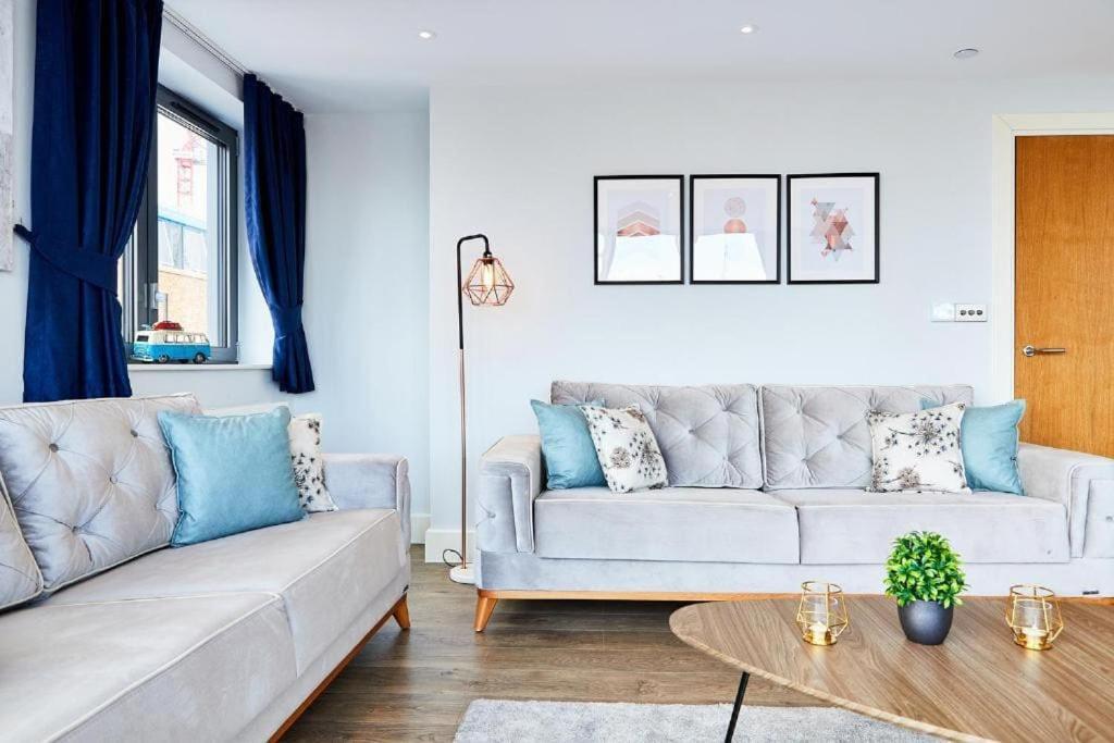 Greenwich Flat: O2, Cutty Sark, Maritime Museum, Thames Path Londres